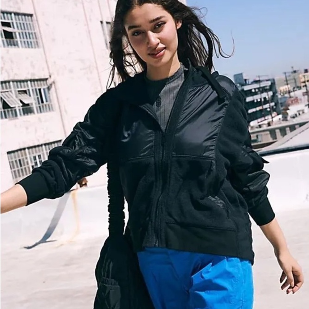 NWT Free People Movement Bound Full Zip Up Black Hooded Jacket Large L